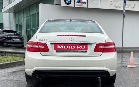 Mercedes-Benz E-Класс, 2010 год, 1 598 000 рублей, 6 фотография