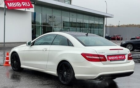 Mercedes-Benz E-Класс, 2010 год, 1 598 000 рублей, 7 фотография