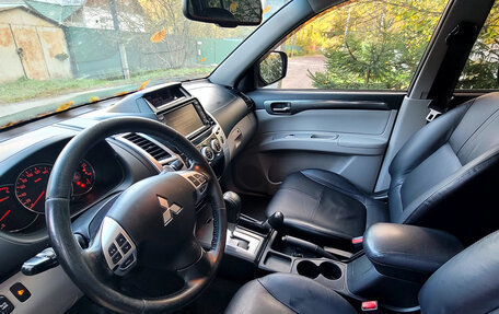 Mitsubishi Pajero Sport II рестайлинг, 2014 год, 1 250 000 рублей, 6 фотография