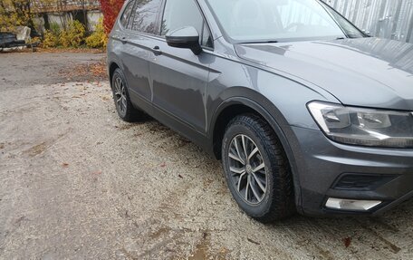Volkswagen Tiguan II, 2020 год, 2 310 000 рублей, 10 фотография