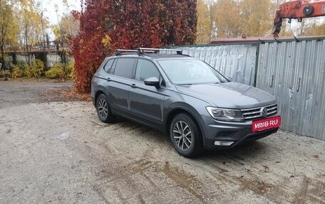 Volkswagen Tiguan II, 2020 год, 2 310 000 рублей, 14 фотография