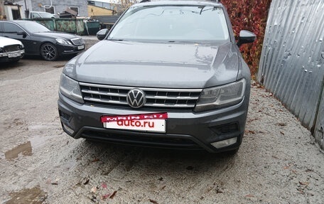 Volkswagen Tiguan II, 2020 год, 2 310 000 рублей, 9 фотография