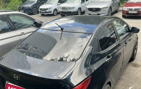 Hyundai Solaris II рестайлинг, 2013 год, 850 000 рублей, 4 фотография