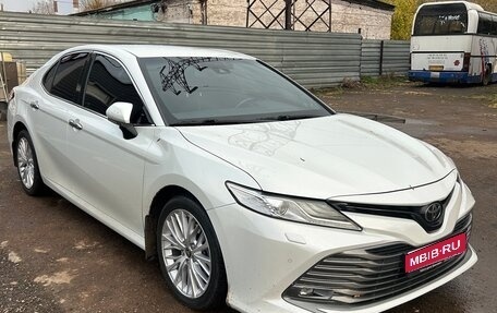 Toyota Camry, 2020 год, 3 400 000 рублей, 1 фотография