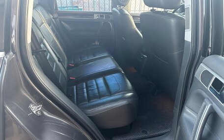 Volkswagen Touareg III, 2007 год, 1 100 000 рублей, 24 фотография