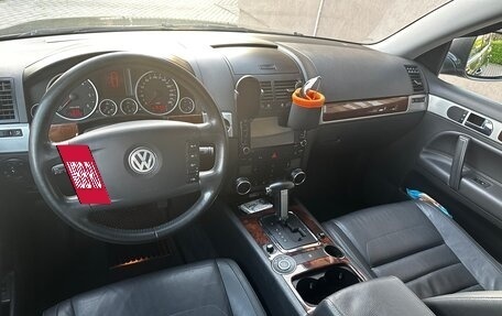 Volkswagen Touareg III, 2007 год, 1 100 000 рублей, 23 фотография