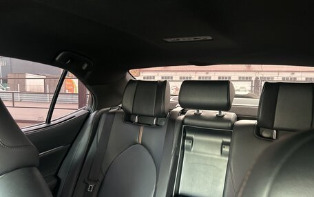 Toyota Camry, 2020 год, 3 400 000 рублей, 7 фотография