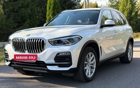 BMW X5, 2019 год, 6 700 000 рублей, 2 фотография
