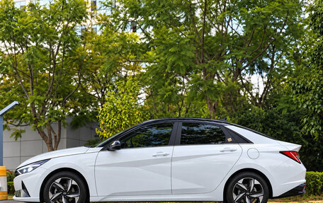 Hyundai Elantra, 2023 год, 1 425 000 рублей, 3 фотография