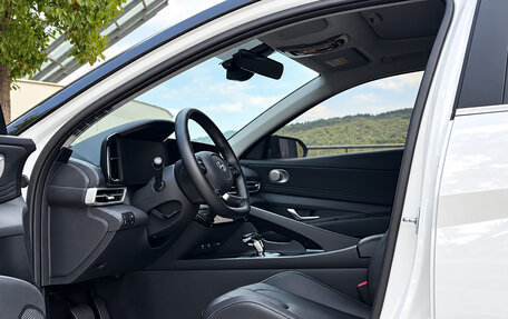 Hyundai Elantra, 2023 год, 1 425 000 рублей, 11 фотография