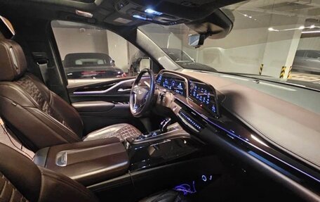 Cadillac Escalade V, 2021 год, 11 500 000 рублей, 13 фотография
