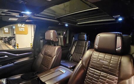 Cadillac Escalade V, 2021 год, 11 500 000 рублей, 12 фотография