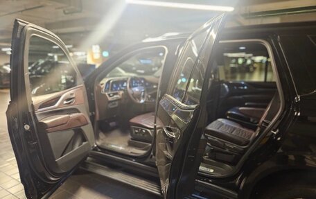 Cadillac Escalade V, 2021 год, 11 500 000 рублей, 25 фотография