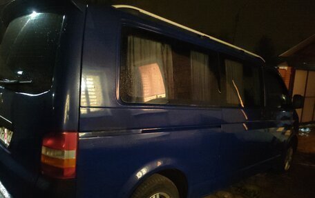 Volkswagen Caravelle T5, 2007 год, 1 020 000 рублей, 2 фотография