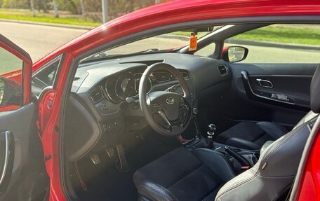 KIA cee'd GT II, 2014 год, 1 270 000 рублей, 10 фотография