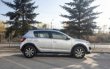 Renault Sandero II рестайлинг, 2016 год, 905 000 рублей, 8 фотография