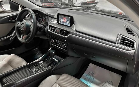 Mazda 6, 2016 год, 1 907 000 рублей, 15 фотография