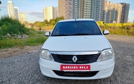 Renault Logan I, 2013 год, 330 000 рублей, 2 фотография