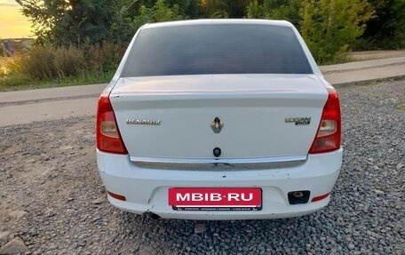 Renault Logan I, 2013 год, 330 000 рублей, 3 фотография
