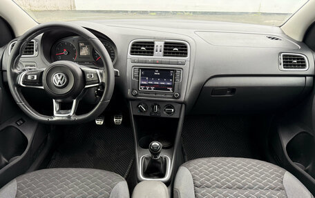 Volkswagen Polo VI (EU Market), 2018 год, 1 090 000 рублей, 11 фотография