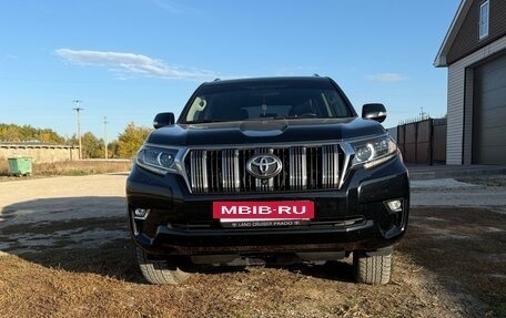 Toyota Land Cruiser Prado 150 рестайлинг 2, 2020 год, 7 100 000 рублей, 2 фотография