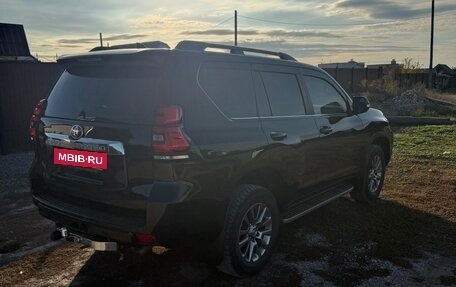 Toyota Land Cruiser Prado 150 рестайлинг 2, 2020 год, 7 100 000 рублей, 6 фотография
