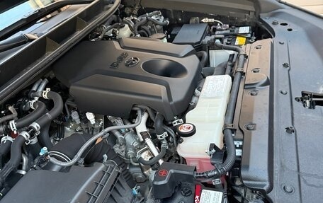 Toyota Land Cruiser Prado 150 рестайлинг 2, 2020 год, 7 100 000 рублей, 9 фотография