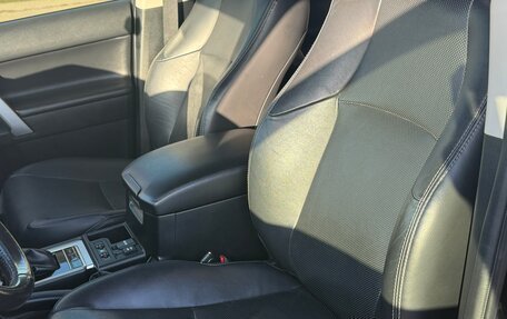 Toyota Land Cruiser Prado 150 рестайлинг 2, 2020 год, 7 100 000 рублей, 19 фотография
