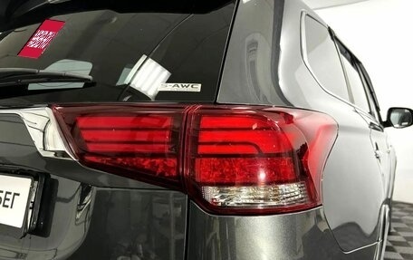 Mitsubishi Outlander III рестайлинг 3, 2019 год, 2 650 000 рублей, 20 фотография