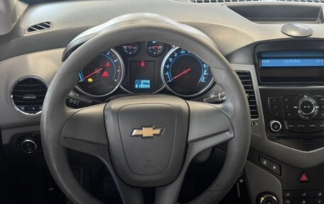 Chevrolet Cruze II, 2010 год, 720 000 рублей, 9 фотография
