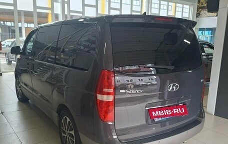 Hyundai Grand Starex Grand Starex I рестайлинг 2, 2020 год, 3 390 000 рублей, 6 фотография