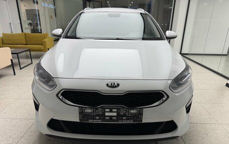 KIA cee'd III, 2019 год, 1 690 000 рублей, 2 фотография