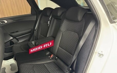 KIA cee'd III, 2019 год, 1 690 000 рублей, 21 фотография