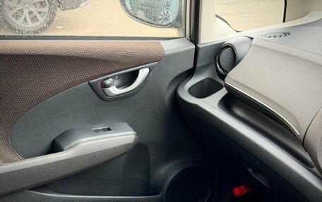 Honda Fit Shuttle I рестайлинг, 2013 год, 980 000 рублей, 19 фотография
