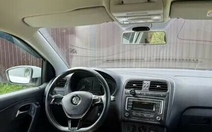 Volkswagen Polo VI (EU Market), 2017 год, 975 000 рублей, 10 фотография
