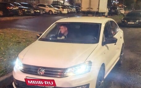 Volkswagen Polo VI (EU Market), 2018 год, 1 050 000 рублей, 11 фотография