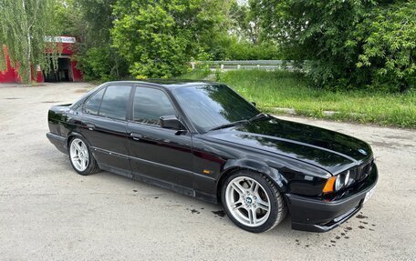 BMW 5 серия, 1990 год, 800 000 рублей, 3 фотография