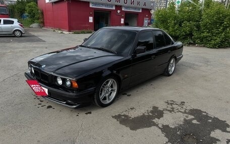 BMW 5 серия, 1990 год, 800 000 рублей, 11 фотография