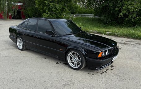 BMW 5 серия, 1990 год, 800 000 рублей, 13 фотография