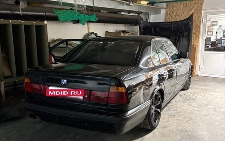 BMW 5 серия, 1990 год, 800 000 рублей, 34 фотография