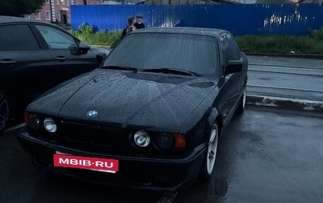 BMW 5 серия, 1990 год, 800 000 рублей, 24 фотография