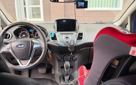 Ford Fiesta, 2016 год, 730 000 рублей, 5 фотография