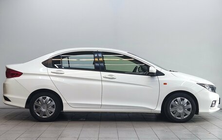 Honda Grace I, 2018 год, 1 250 000 рублей, 4 фотография
