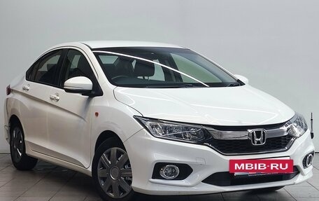 Honda Grace I, 2018 год, 1 250 000 рублей, 3 фотография