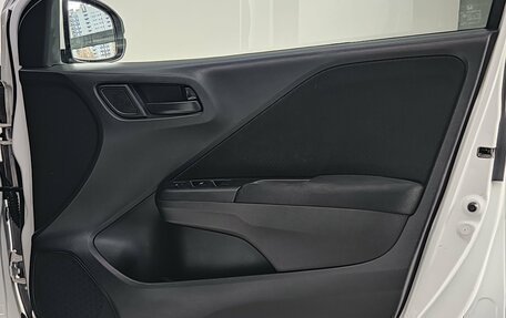 Honda Grace I, 2018 год, 1 250 000 рублей, 27 фотография