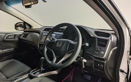 Honda Grace I, 2018 год, 1 250 000 рублей, 19 фотография