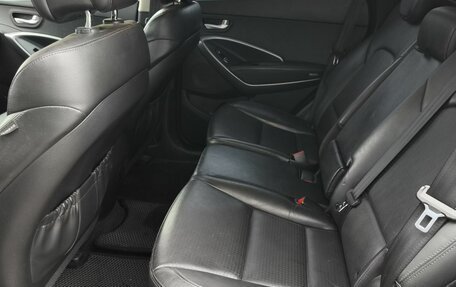 Hyundai Santa Fe III рестайлинг, 2013 год, 1 990 000 рублей, 18 фотография