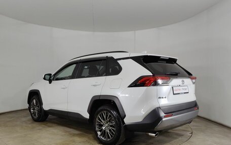 Toyota RAV4, 2020 год, 3 350 000 рублей, 7 фотография