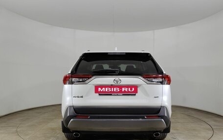 Toyota RAV4, 2020 год, 3 350 000 рублей, 6 фотография