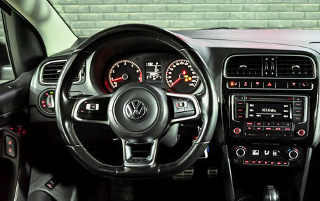 Volkswagen Polo VI (EU Market), 2017 год, 1 230 000 рублей, 17 фотография